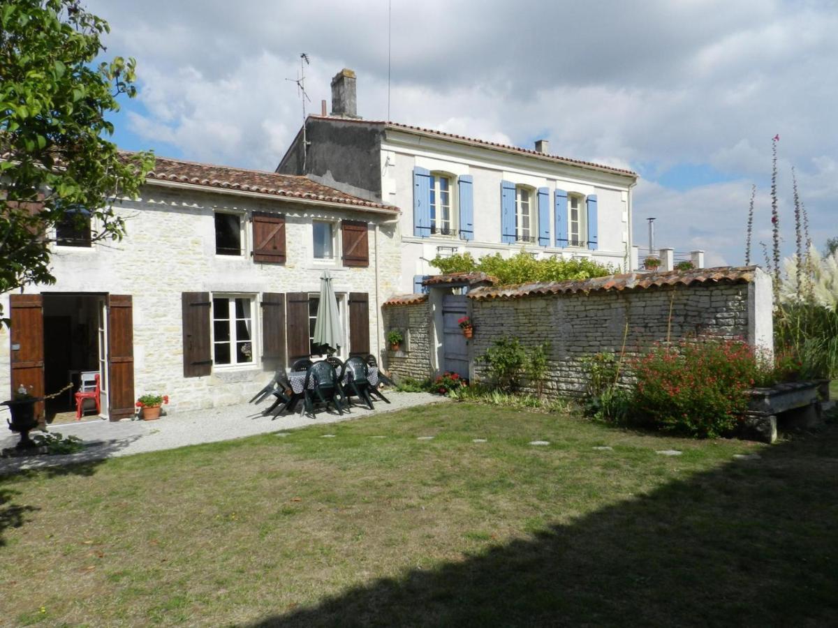 Gite Chez Riviere Nantille Exterior photo
